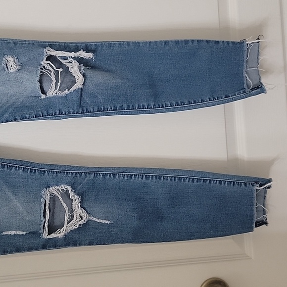 STS Blue Size 26 "Ellie High Rise Ankle" Jeans, Destroyed, Step Hem, Gently Used - Picture 11 of 13